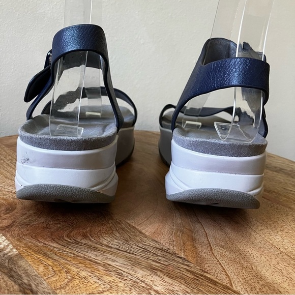 MBT | Manni 2 Navy Leather Ankle Strap Dress Orthotic Rocker Sole Sandals - Picture 5 of 8